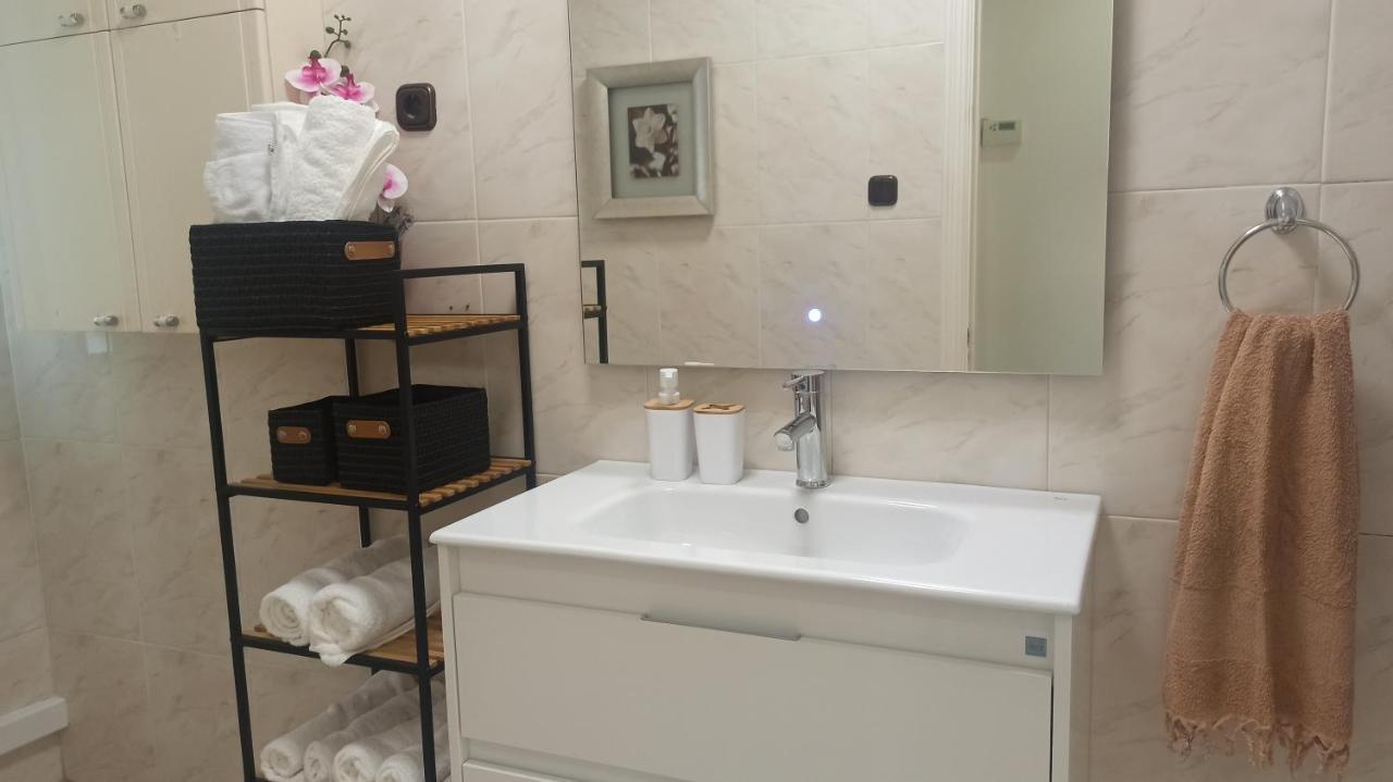 Ohana, Apartamento-Parking Privado Gratis-Centrico-Wifi-Ascensor-Sin Cuestas-82M2 Bermeo Buitenkant foto